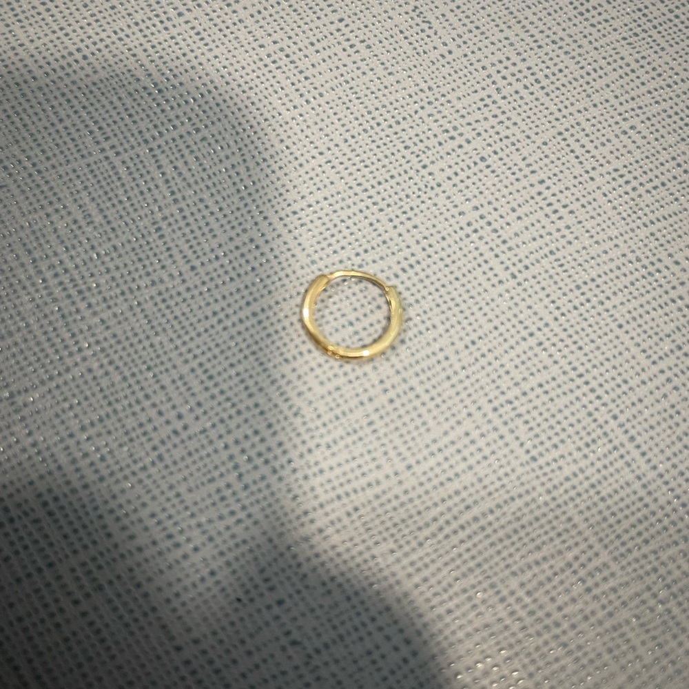 14k gold 10mm Gold Huggie Hoop Earring single